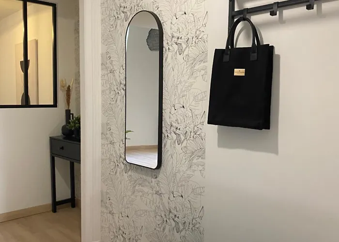 L'atelier D'arches Apartment *